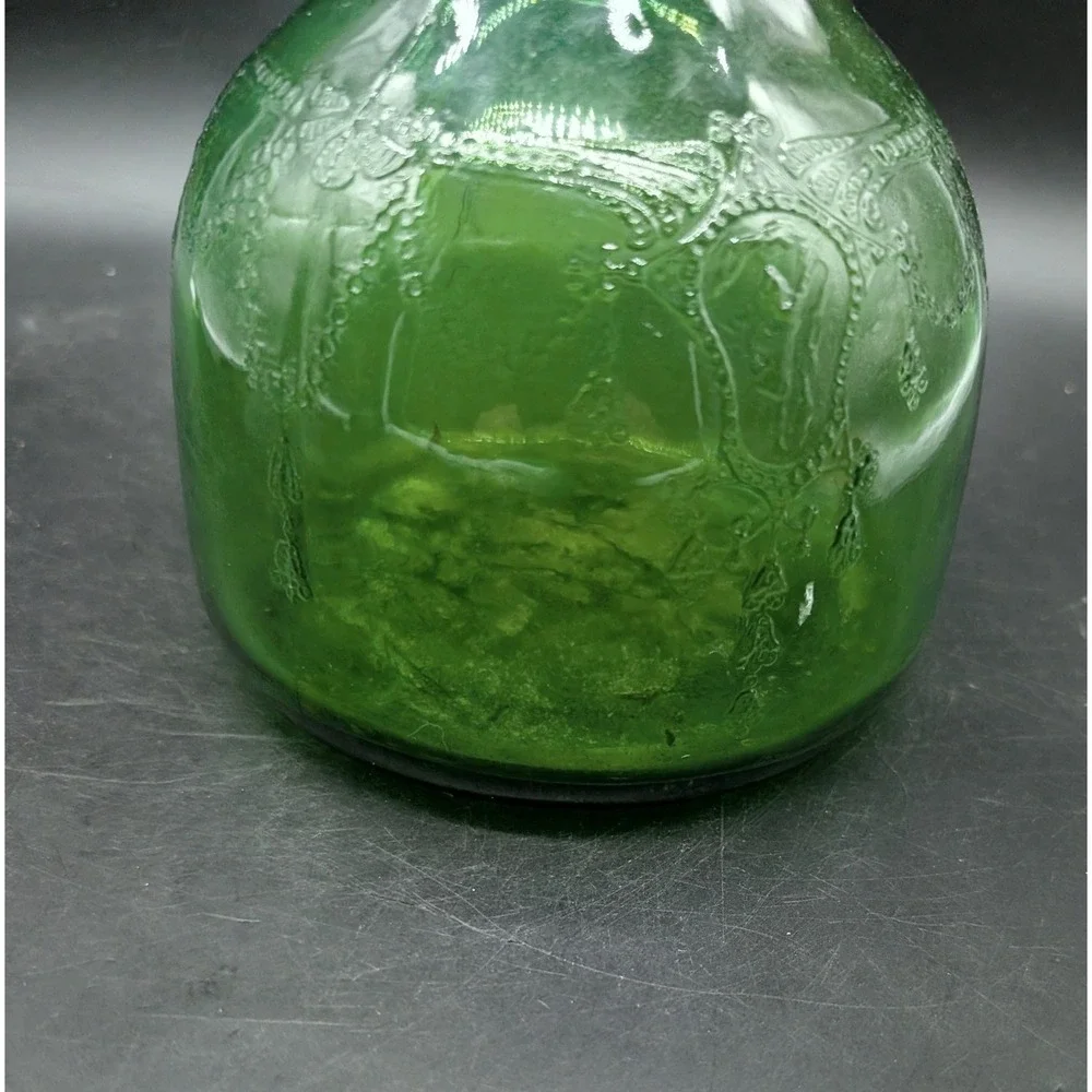 White Horse Distillers Ltd vintage green